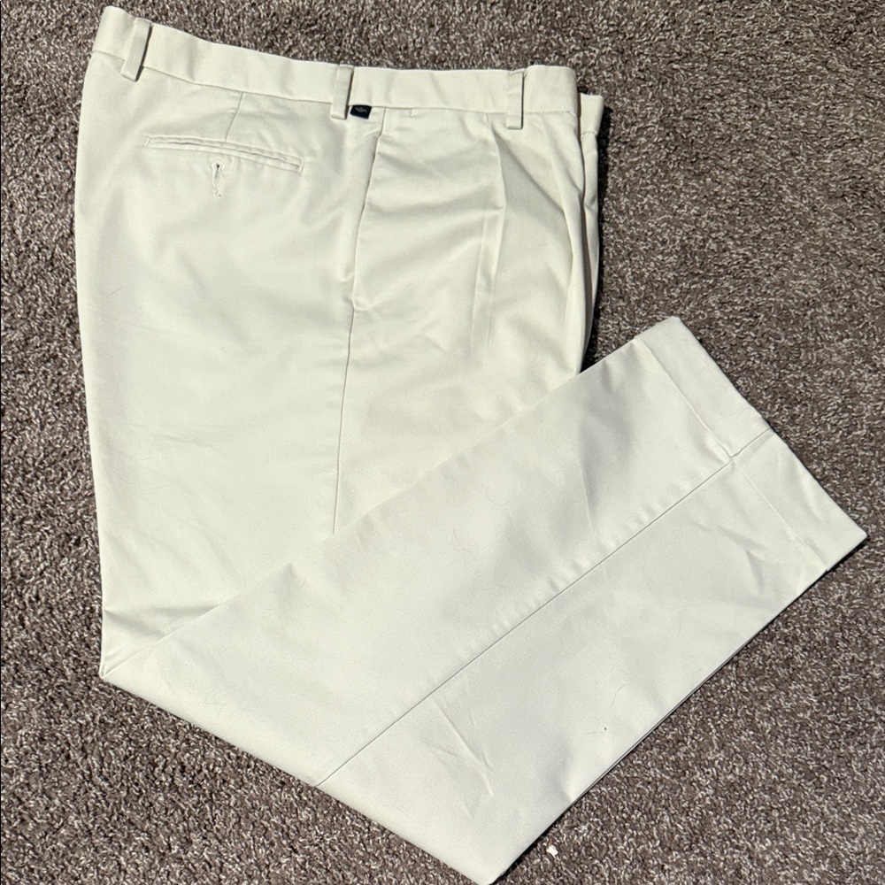 Dockers 38x32 Stain Defender Wrinkle Resistant Chinos Classic